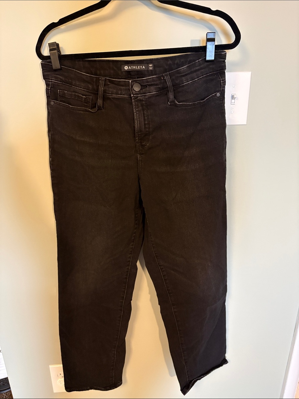 Athleta Women's Black Cropped Denim Jeans